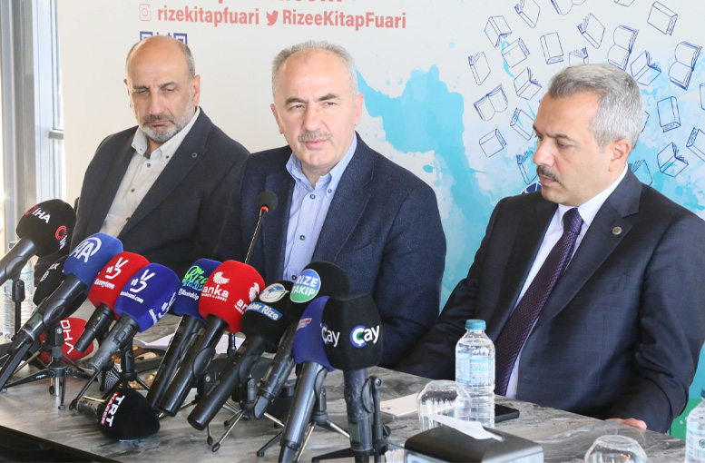 Rize’de Kitap Fuarı Tanıtım Toplantısında Eleştiriler Damga Vurdu